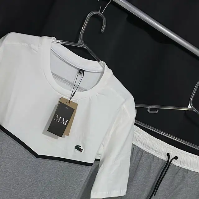 Blusa Branca Cropped